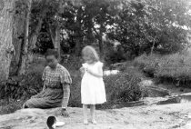 Crawford family? c1896